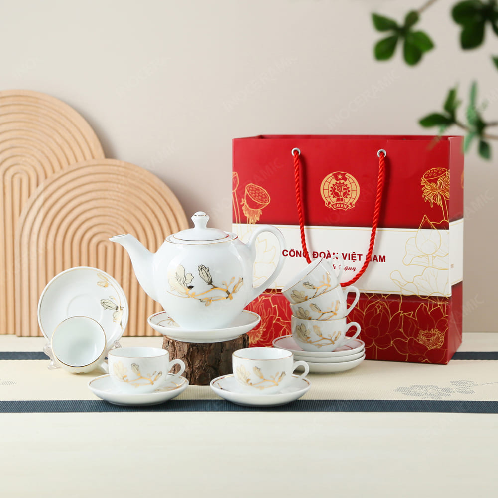 Quà tặng Công Đoàn - Bộ trà dáng Minh Long men trắng hoa mộc lan kẻ chỉ vàng