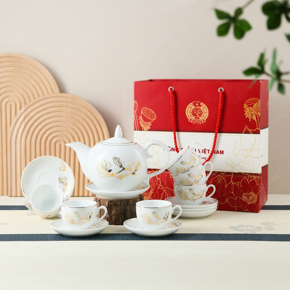 Quà tặng Công Đoàn - Bộ trà Mẫu Đơn hoa mẫu đơn vẽ vàng